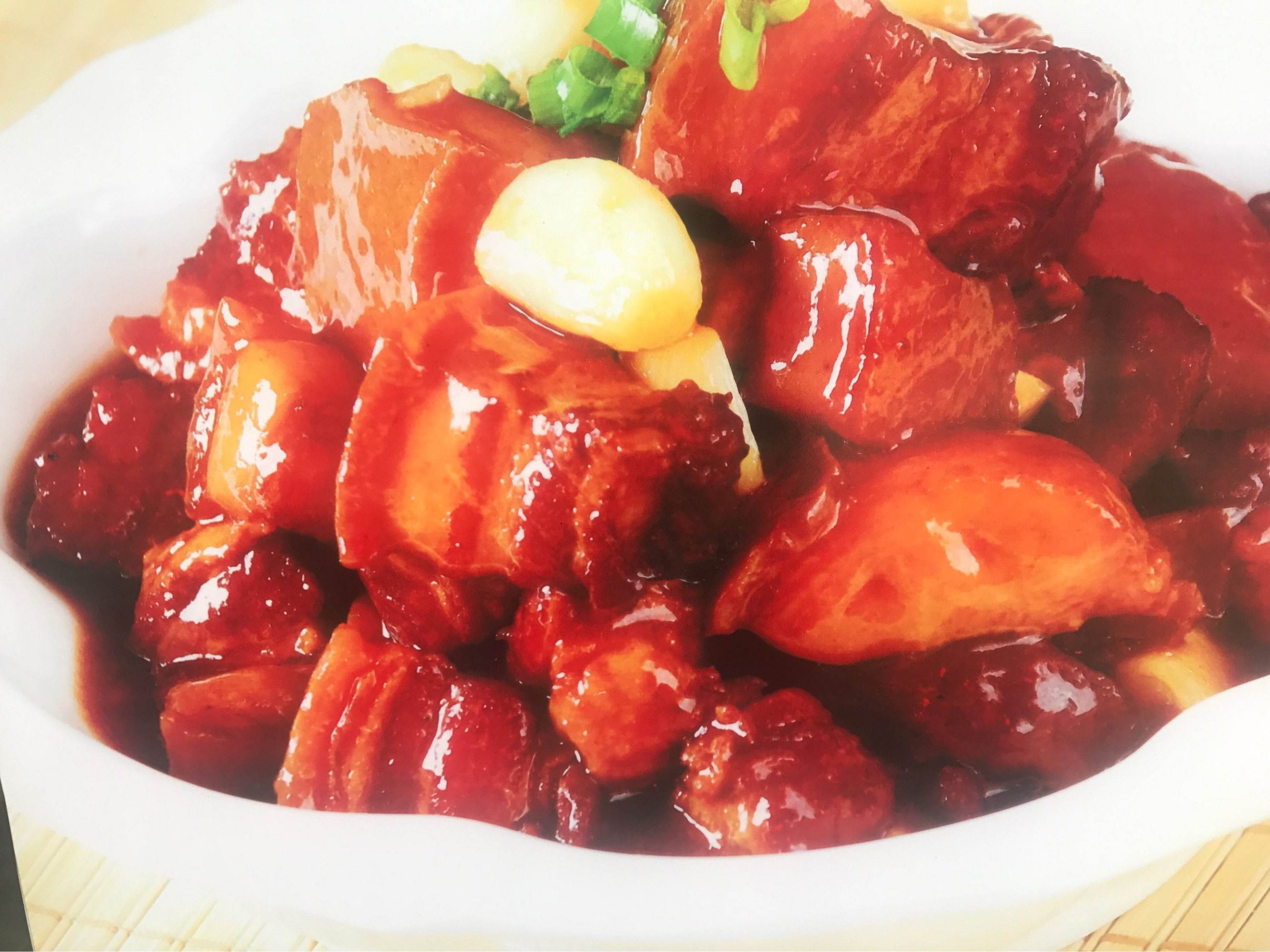 The Delicious Legacy of Chairman Mao’s Red Braised Pork