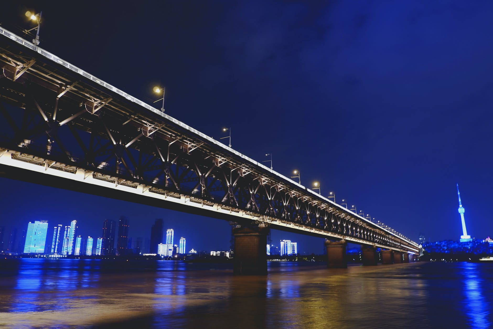 the wuhan yangtze river bridge in wuhan china