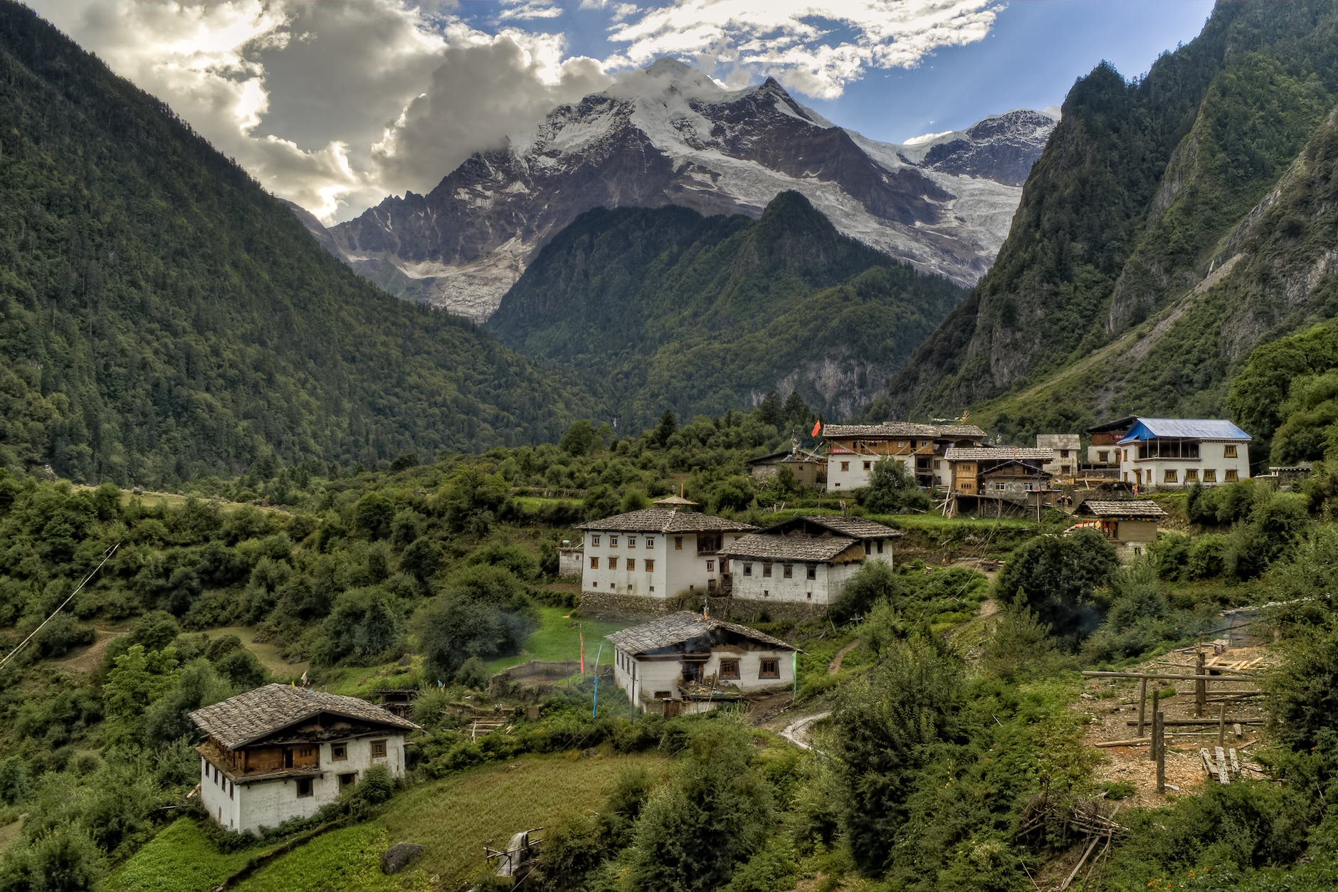 Top 10 Natural Wonders of China: Must-See Landscapes and Phenomena